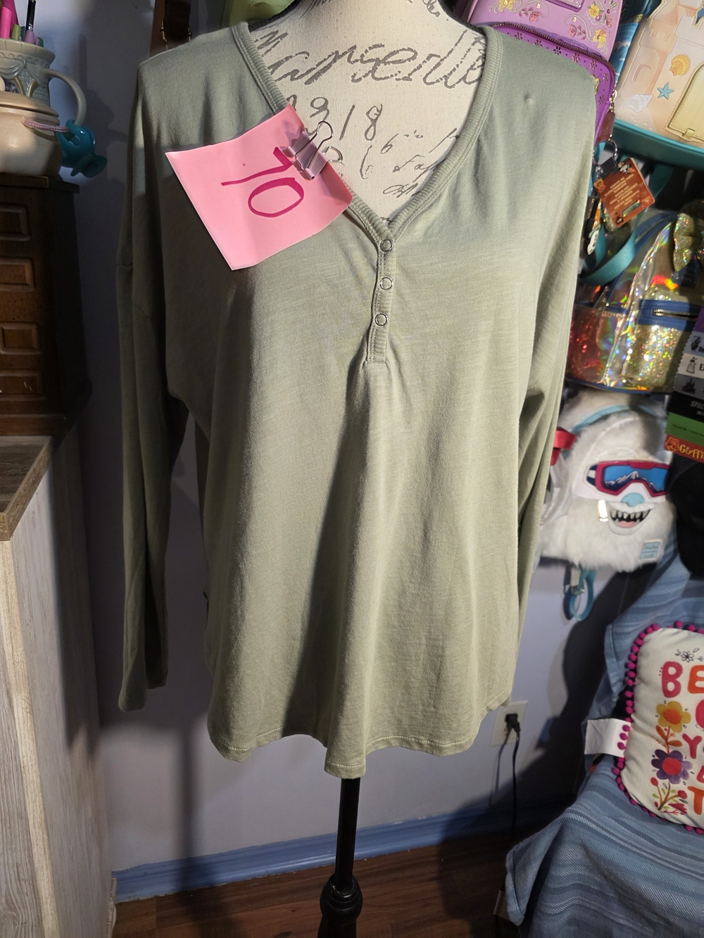 Lou & Grey Sage Green Henley Long Sleeves Top Size Xlarge